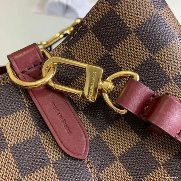 Fashionreps 19B570255 LV Bags 0524